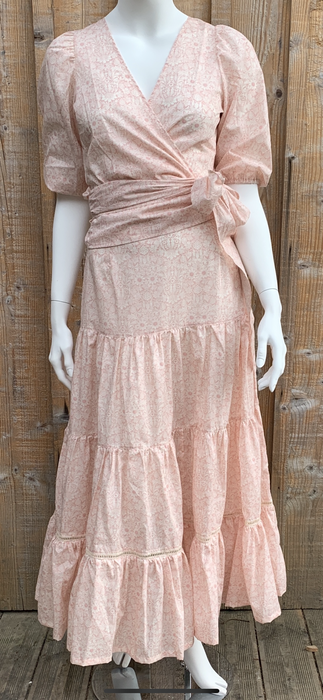 Wrap-over set