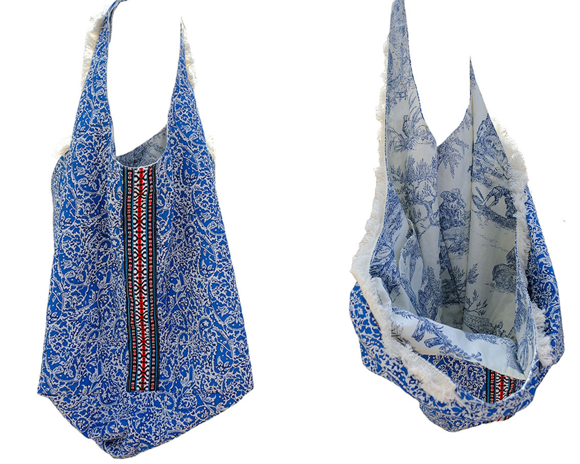 Sac réversible soit en liberty "Argos Laurel Bleu" soit en toile de Jouy Bleu